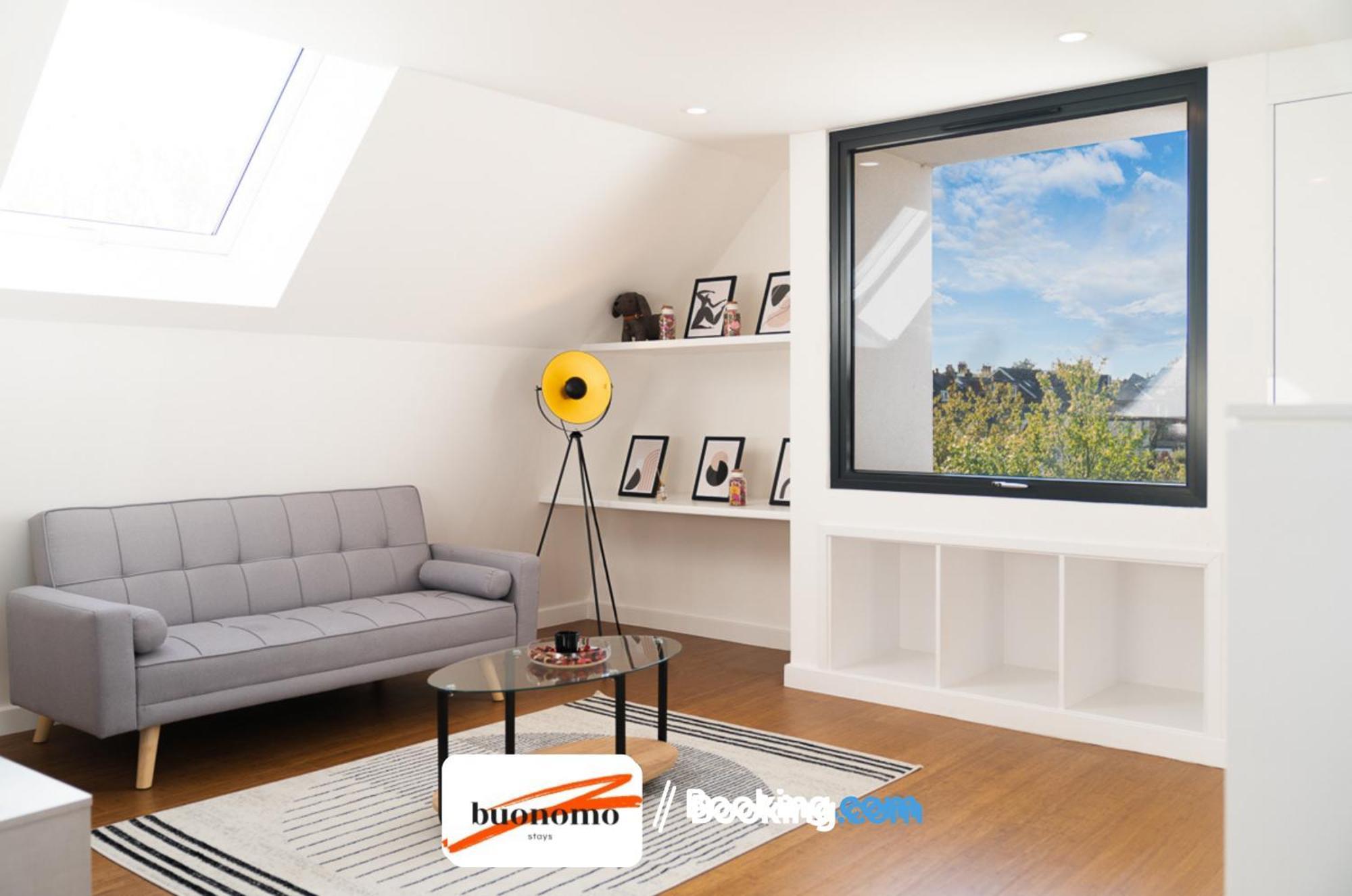Two Bedroom Apartment At Buonomo Stays Short Lets & Serviced Accommodation London Exterior photo